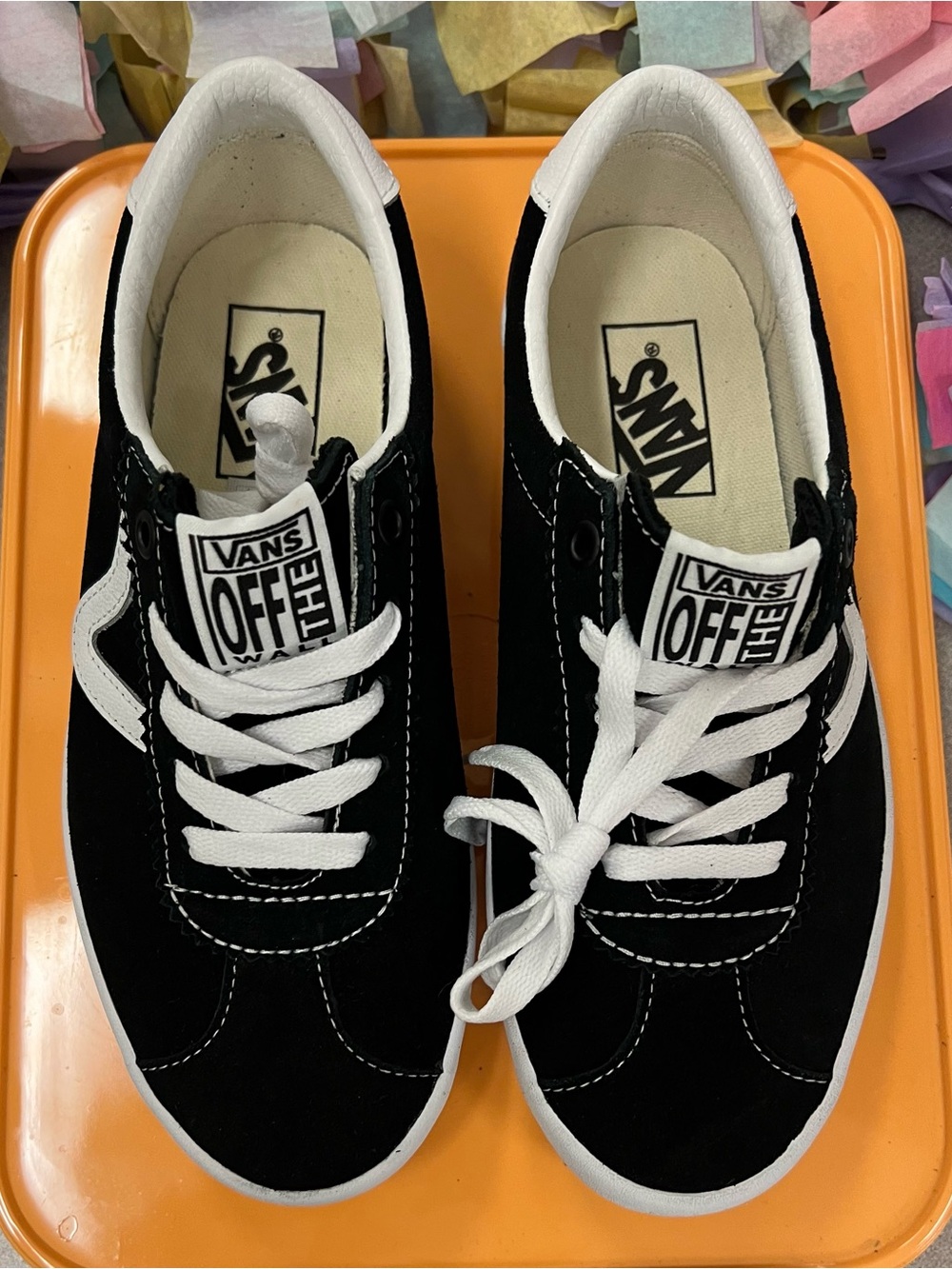 Vans Sport Low 7.5W, 6Y OFF THE WALL Black Suede Low-Top Skate Shoe Sneaker - Picture 2 of 7